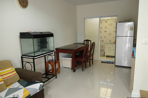 Reihenhaus in Bangkok, Thailand 3 Schlafzimmer № 189694 - Foto 5