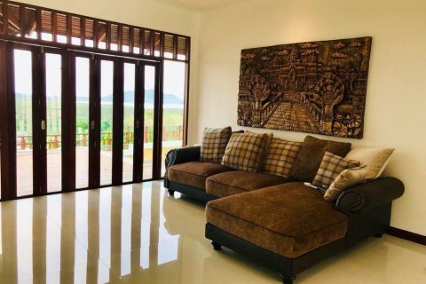 Chalet de 2 dormitorios en Phuket, Tailandia № 169634 - foto 3