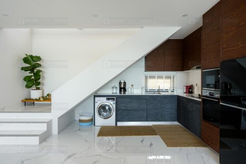 Chalet de 3 dormitorios en Ko Samui, Tailandia № 180025 - foto 10