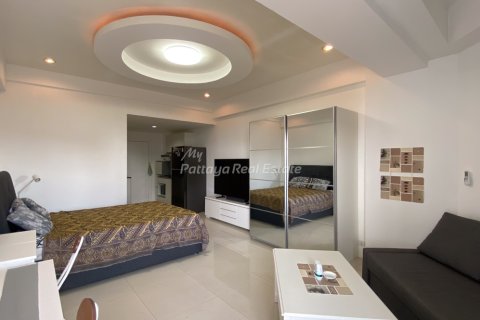 Estudio en el condominio en Bang Lamung, Tailandia № 205038 - foto 2