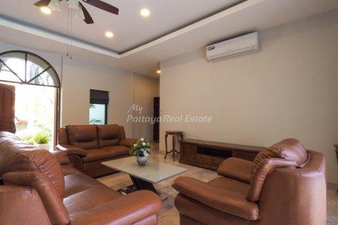 Maison à Pattaya, Thaïlande 5 chambres № 113531 - photo 6