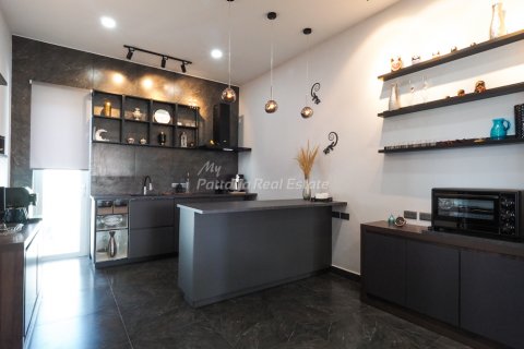 Casa de 3 dormitorios en Pattaya, Tailandia № 113529 - foto 4