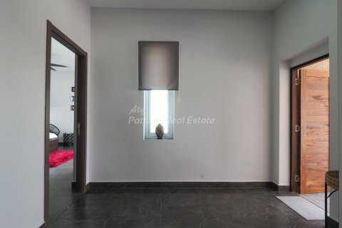 Casa de 3 dormitorios en Pattaya, Tailandia № 113529 - foto 13