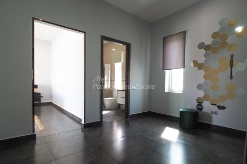 Casa de 3 dormitorios en Pattaya, Tailandia № 113529 - foto 9