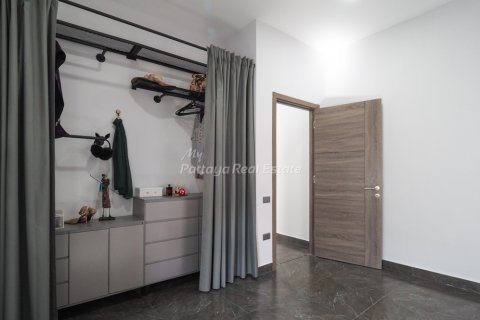 Casa de 3 dormitorios en Pattaya, Tailandia № 113529 - foto 10