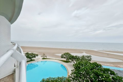 Condominio de 2 dormitorios en Hua Hin, Tailandia № 163757 - foto 10
