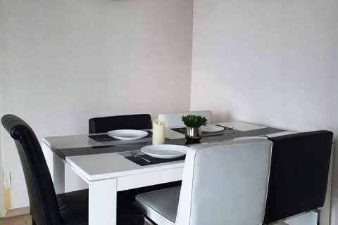 Condominio de 1 dormitorio en Bangkok, Tailandia № 66624 - foto 4