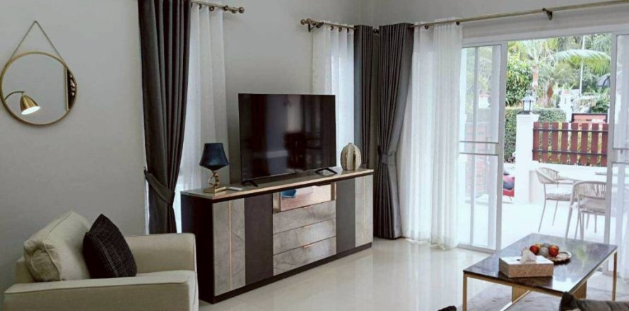 Casa de 3 dormitorios en Pattaya, Tailandia № 158725