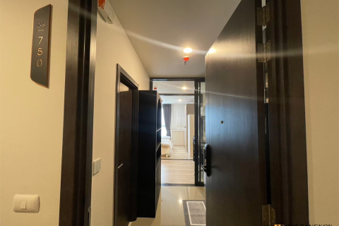 Condominio de 1 dormitorio en Bangkok, Tailandia № 188102 - foto 9
