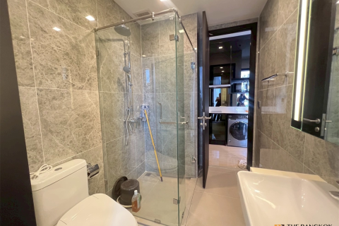 Condominio de 2 dormitorios en Bangkok, Tailandia № 209837 - foto 3