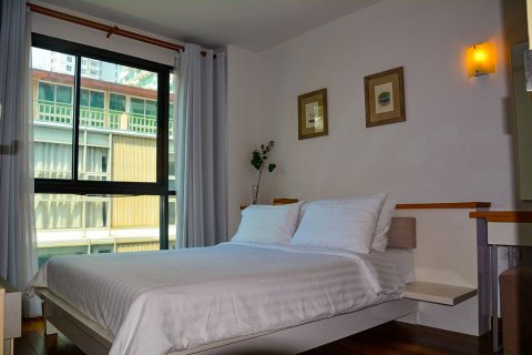 Studio in the Condo in Watthana, Bangkok, Thailand № 158699 - Foto 11