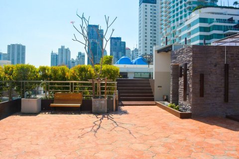 Studio in the Condo in Watthana, Bangkok, Thailand № 158699 - Foto 19