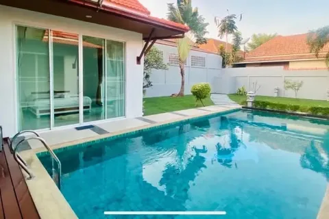 Chalet de 3 dormitorios en Pattaya, Tailandia № 164465 - foto 4