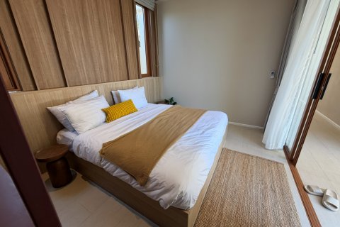 Chalet de 5 dormitorios en Hua Hin, Tailandia № 165202 - foto 9