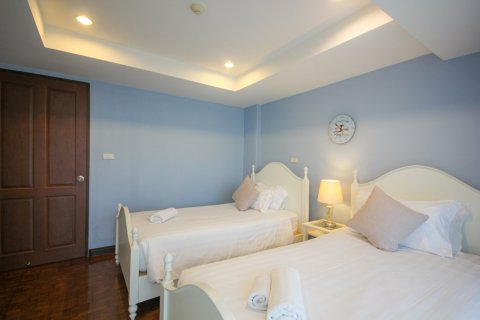 Condominio de 2 dormitorios en Hua Hin, Tailandia № 168531 - foto 17