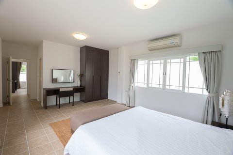 Villa in Hua Hin, Thailand 2 Schlafzimmer № 168528 - Foto 10