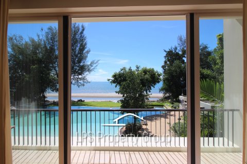 Condominio de 4 dormitorios en Hua Hin, Tailandia № 168527 - foto 5