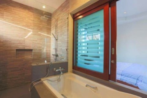 Chalet de 3 dormitorios en Hua Hin, Tailandia № 168529 - foto 9