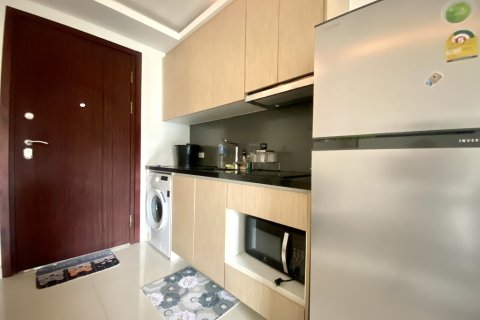 Apartamento de 1 dormitorio en Jomtien Beach, Pattaya, Tailandia № 170419 - foto 4