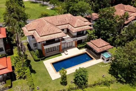 House in Bang Tao, Thailand 4 bedrooms № 170417