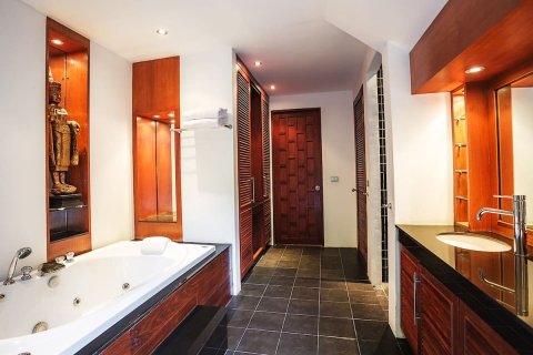 Casa de 3 dormitorios en Surin, Tailandia № 3845 - foto 19