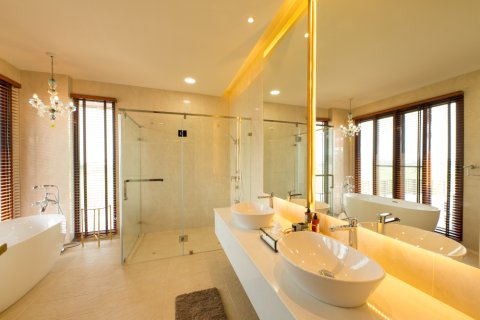 Haus in Saraphi, Thailand 7 Schlafzimmer № 200429 - Foto 13