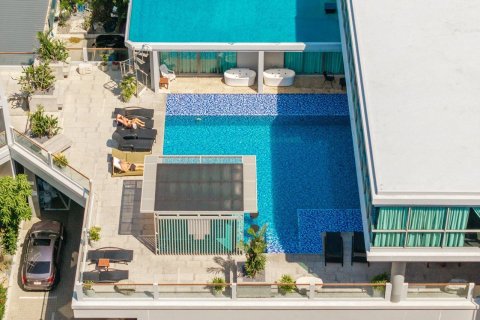 Condominio de 2 dormitorios en Phuket, Tailandia № 160250 - foto 13