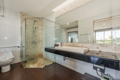 Condominio de 2 dormitorios en Phuket, Tailandia № 160250 - foto 11