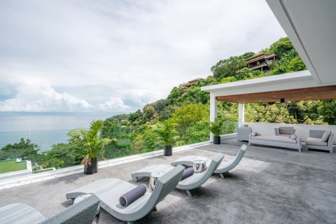 Chalet de 6 dormitorios en Kamala, Tailandia № 133737 - foto 2