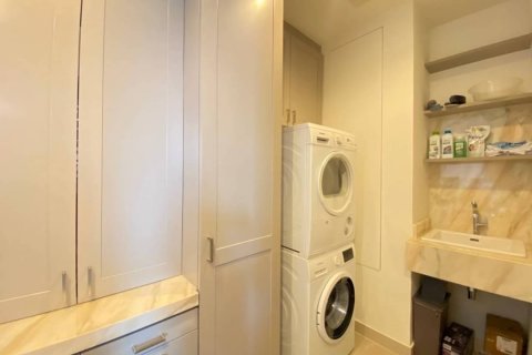 Condominio de 3 dormitorios en Khlong San, Bangkok, Tailandia № 133740 - foto 13
