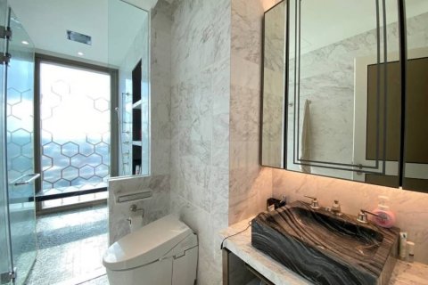 Condominio de 3 dormitorios en Khlong San, Bangkok, Tailandia № 133740 - foto 12