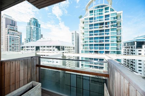 Condominio de 2 dormitorios en Pathum Wan, Bangkok, Tailandia № 133743 - foto 14