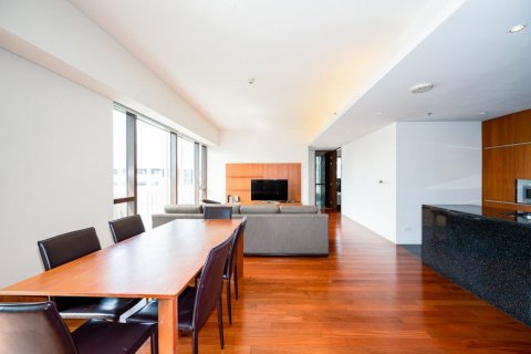 Condominio de 2 dormitorios en Pathum Wan, Bangkok, Tailandia № 133743 - foto 19