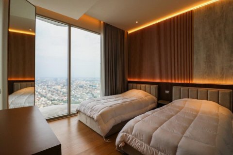 Condominio de 2 dormitorios en Khlong San, Bangkok, Tailandia № 133738 - foto 7
