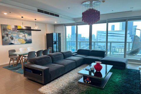 Condo in Bangkok, Thailand, 3 bedrooms № 133739