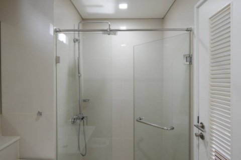 Condominio de 2 dormitorios en Watthana, Bangkok, Tailandia № 133741 - foto 13