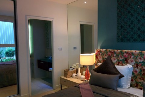 Condominio de 1 dormitorio en Pattaya, Tailandia № 204128 - foto 4