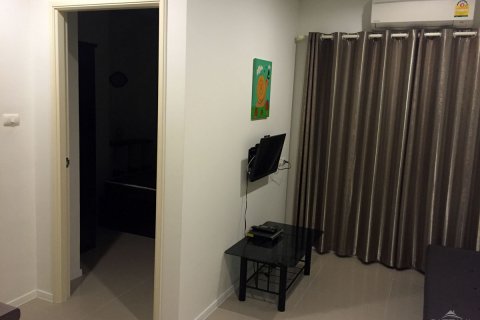 Condominio de 1 dormitorio en Jomtien Beach, Pattaya, Tailandia № 204127 - foto 2