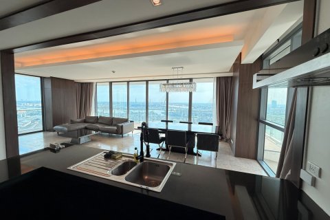 Condominio de 3 dormitorios en Bangkok, Tailandia № 160167 - foto 5