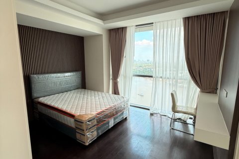 Condominio de 3 dormitorios en Bangkok, Tailandia № 160167 - foto 12