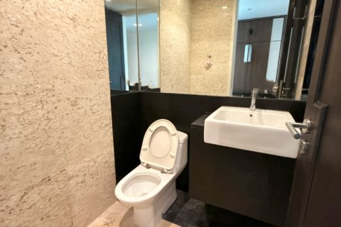 Condominio de 3 dormitorios en Bangkok, Tailandia № 160167 - foto 15