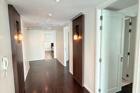 Condominio de 3 dormitorios en Bangkok, Tailandia № 160167 - foto 7