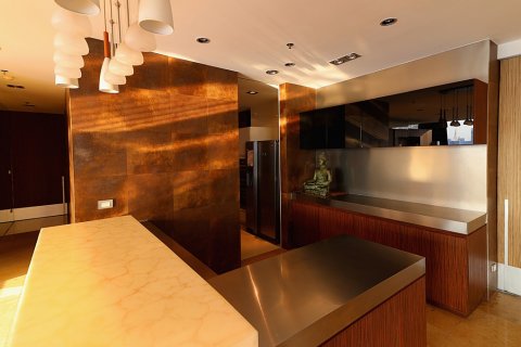 Condominio de 3 dormitorios en Bangkok, Tailandia № 66833 - foto 9