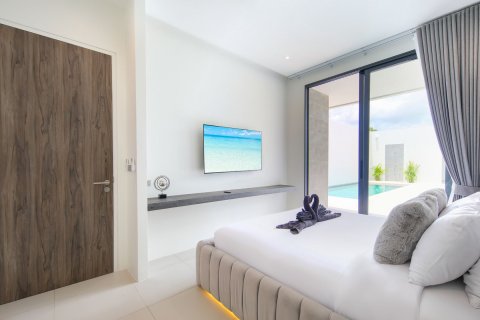Chalet de 3 dormitorios en Phuket, Tailandia № 148028 - foto 11