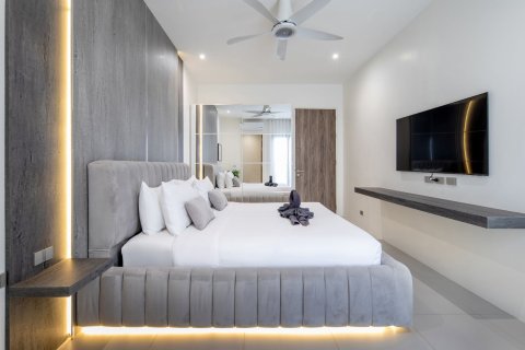 Chalet de 3 dormitorios en Phuket, Tailandia № 148028 - foto 3