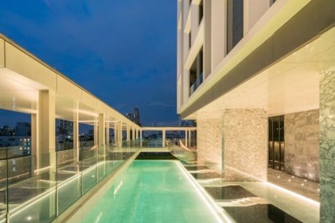 Ático de 3 dormitorios en Bangkok, Tailandia № 181038 - foto 26