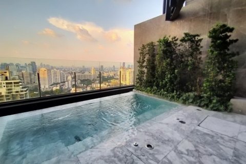 Ático de 3 dormitorios en Bangkok, Tailandia № 181038 - foto 10