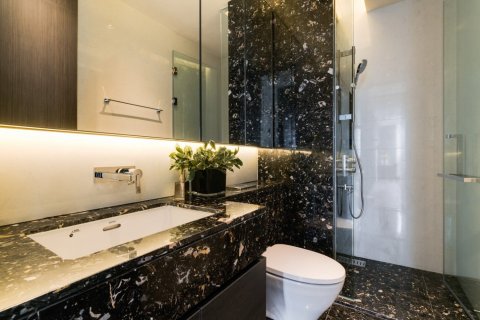 Ático de 3 dormitorios en Bangkok, Tailandia № 181038 - foto 16