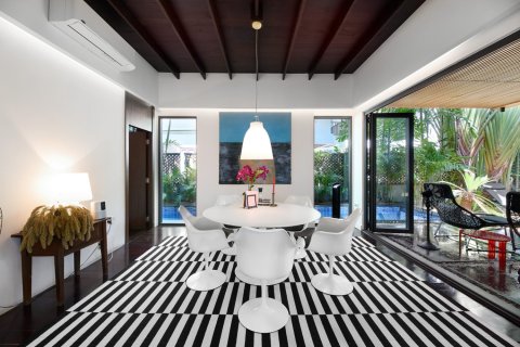 Casa de 5 dormitorios en Bangkok, Tailandia № 181039 - foto 16