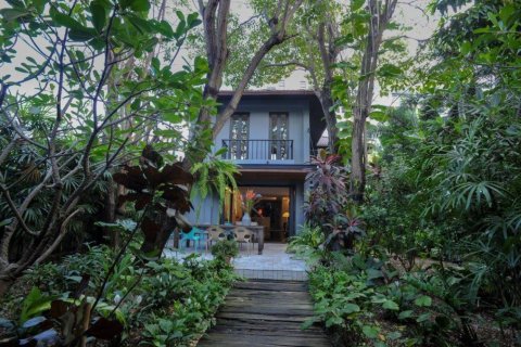 Casa de 5 dormitorios en Bangkok, Tailandia № 181039 - foto 13